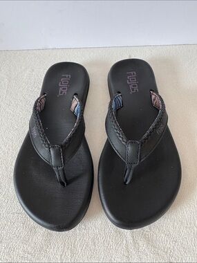 Flojos flip flops